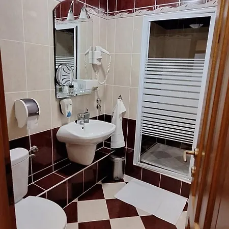 Atryum Szálloda 3*