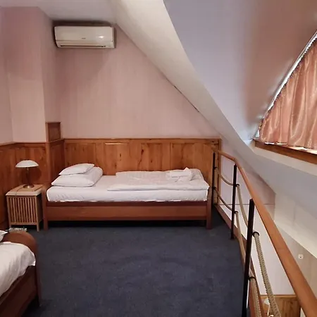 Atryum 3* Szolnok