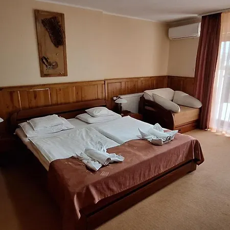 Hotel Atryum 3*