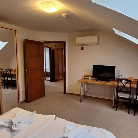 Atryum 3* Szolnok