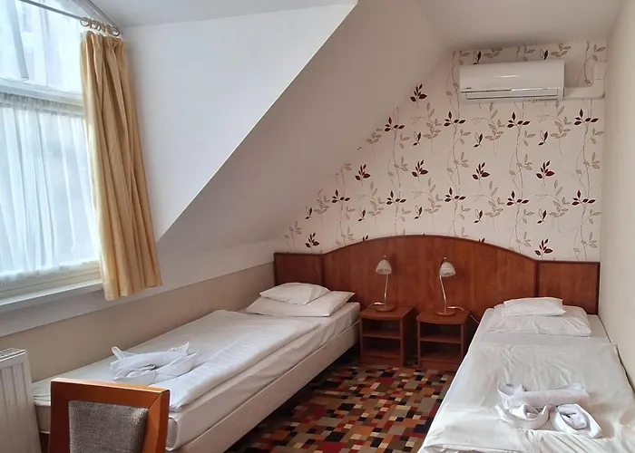 Atryum Hotell